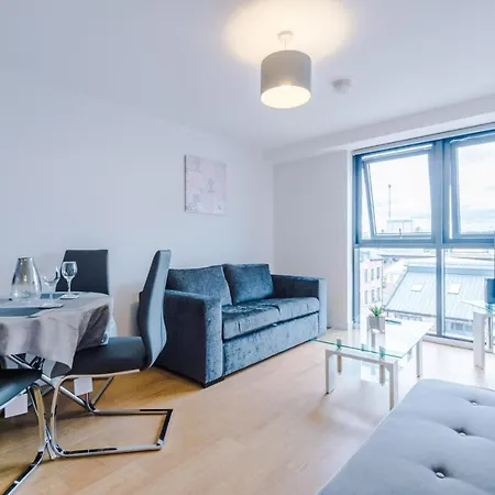 Apartment ✰onpoint - Modern 2 Bed Close To Centre✰ *