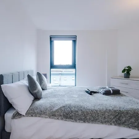 ✰onpoint - Modern 2 Bed Close To Centre✰ * Leeds (West Yorkshire)